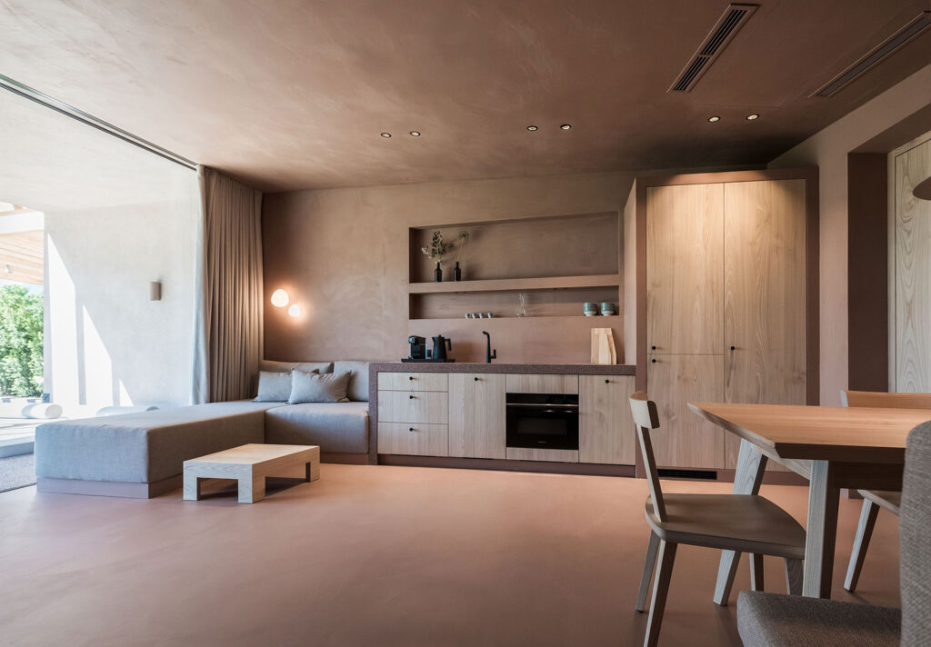 Hotel-Stroblhof-Rittstein-Homes-Berge-Eppan-Suedtirol-Italien-Good-Travel
