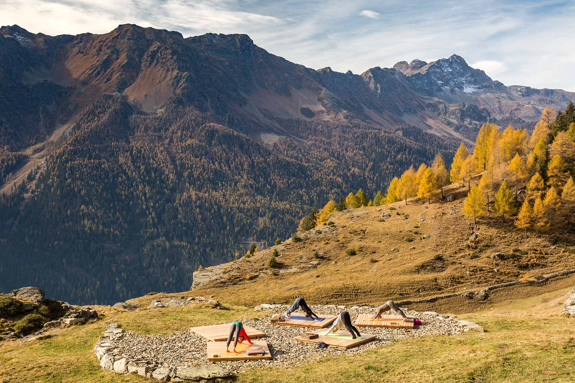 Yoga in den Bergen