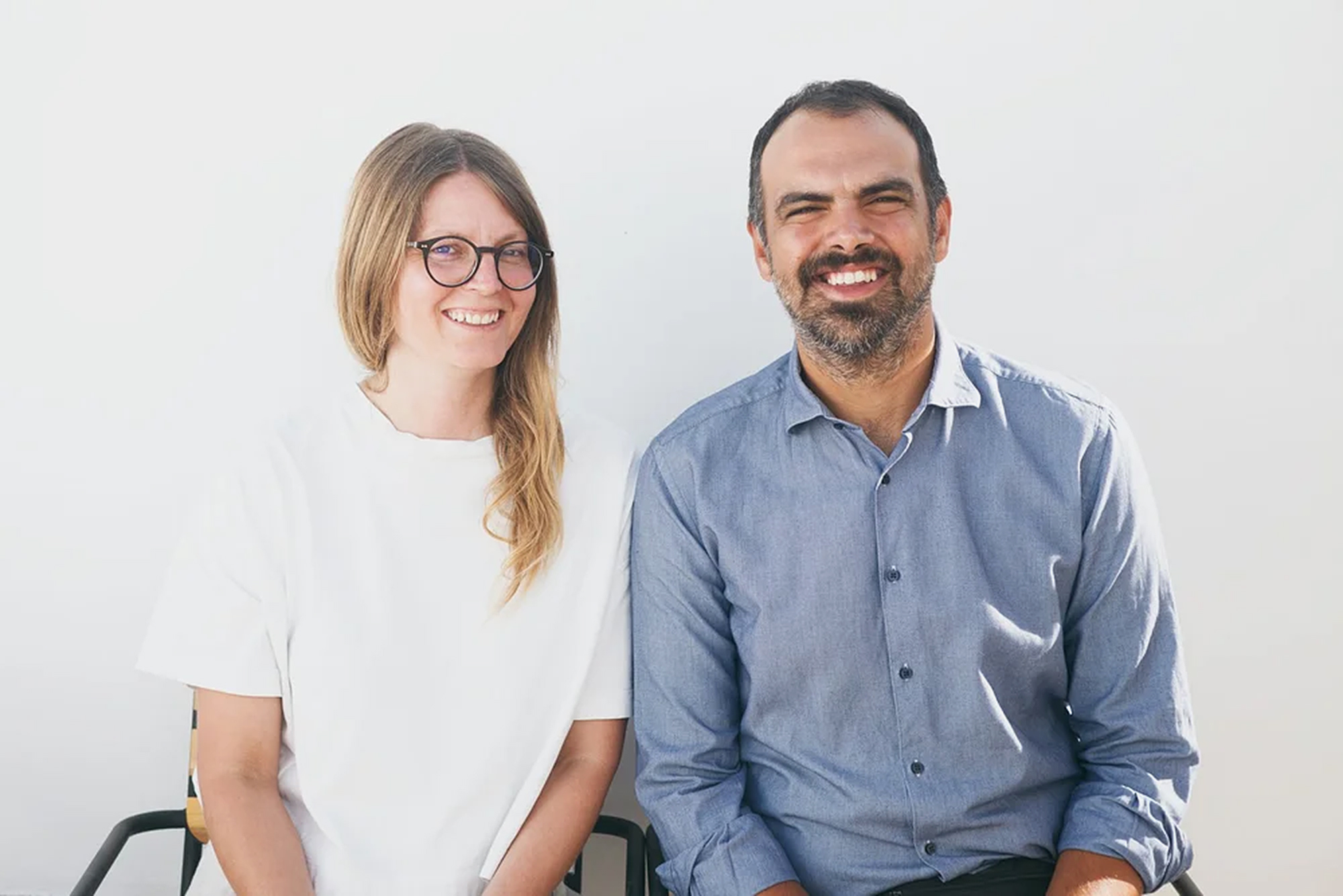 Porträt von Martina Wiedemar und ihrem Mann João, den Gründern des Gandum Village