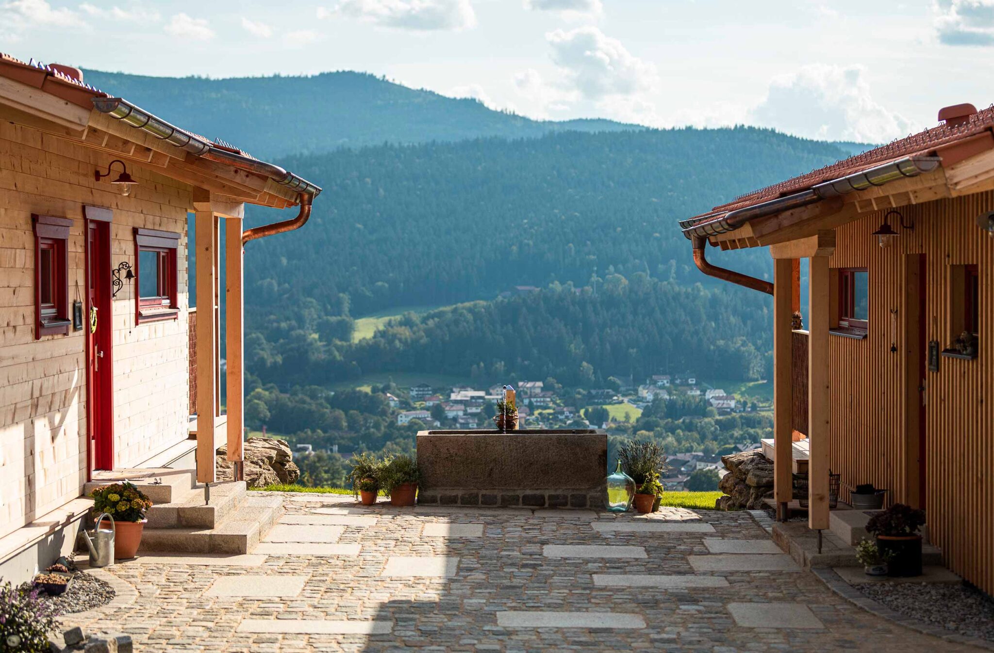 Im Bayerischen Wald bei Lam liegen die Himmelreich-Chalets